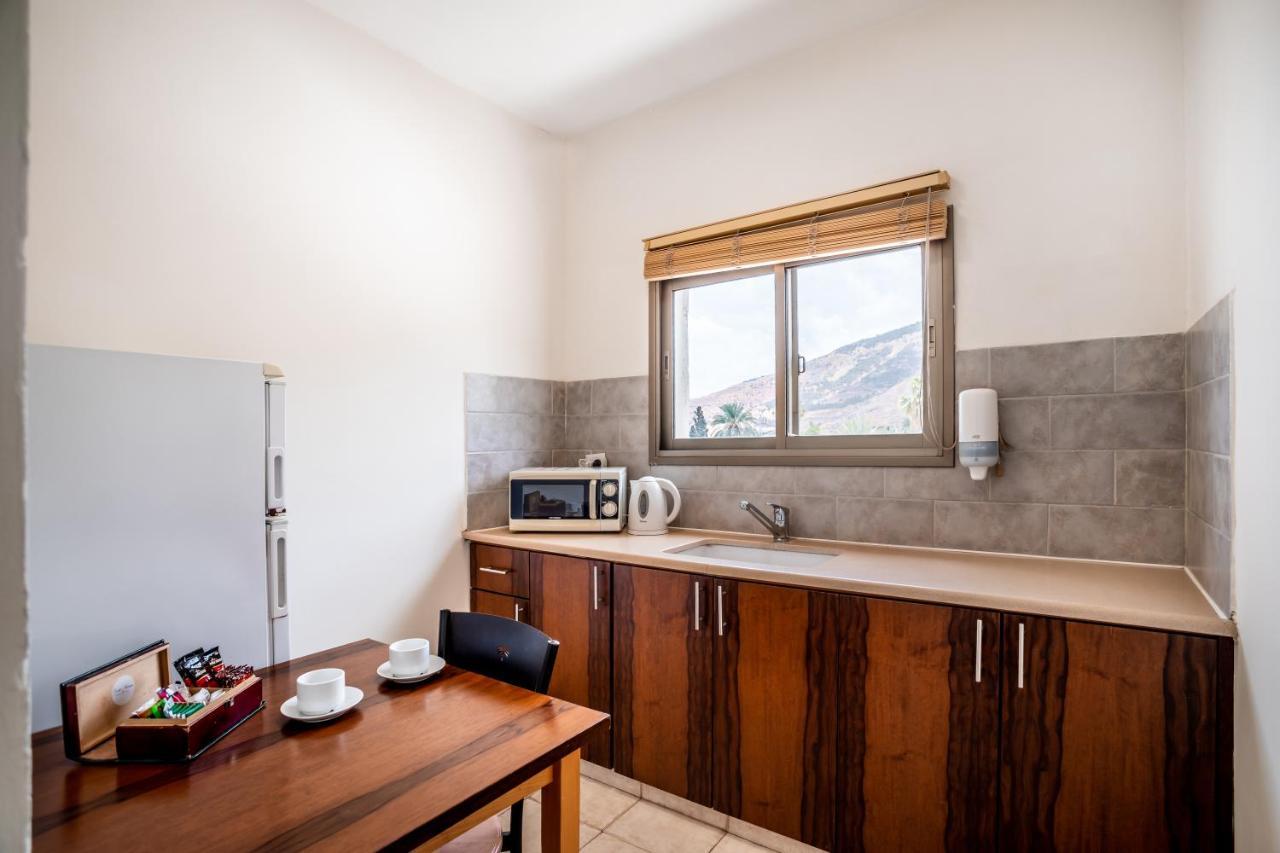 Aviv Holiday Flat Тиверіада Екстер'єр фото