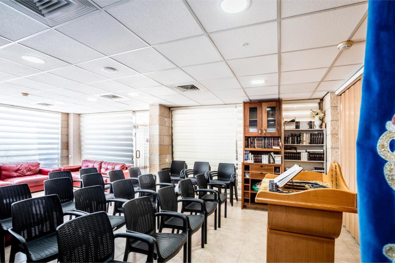 Aviv Holiday Flat Тиверіада Екстер'єр фото